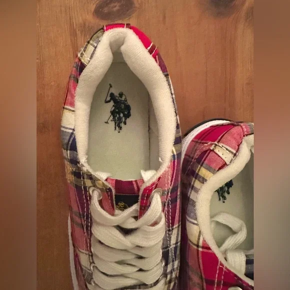 NEW Plaid U.S. Polo Assn. Tennis Shoes - Picture 6 of 15